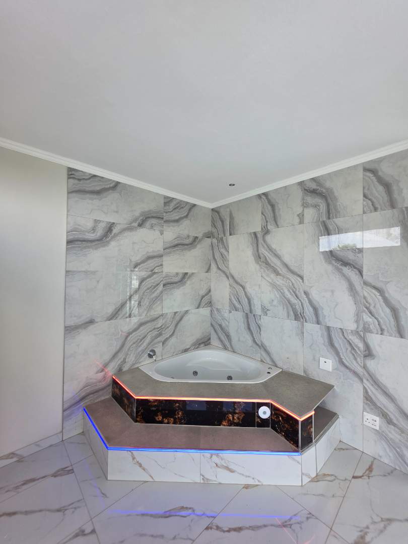 5 Bedroom Property for Sale in Seasons Lifestyle Estate North West